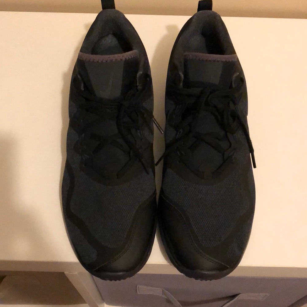 Men AirMax Fury size 11
